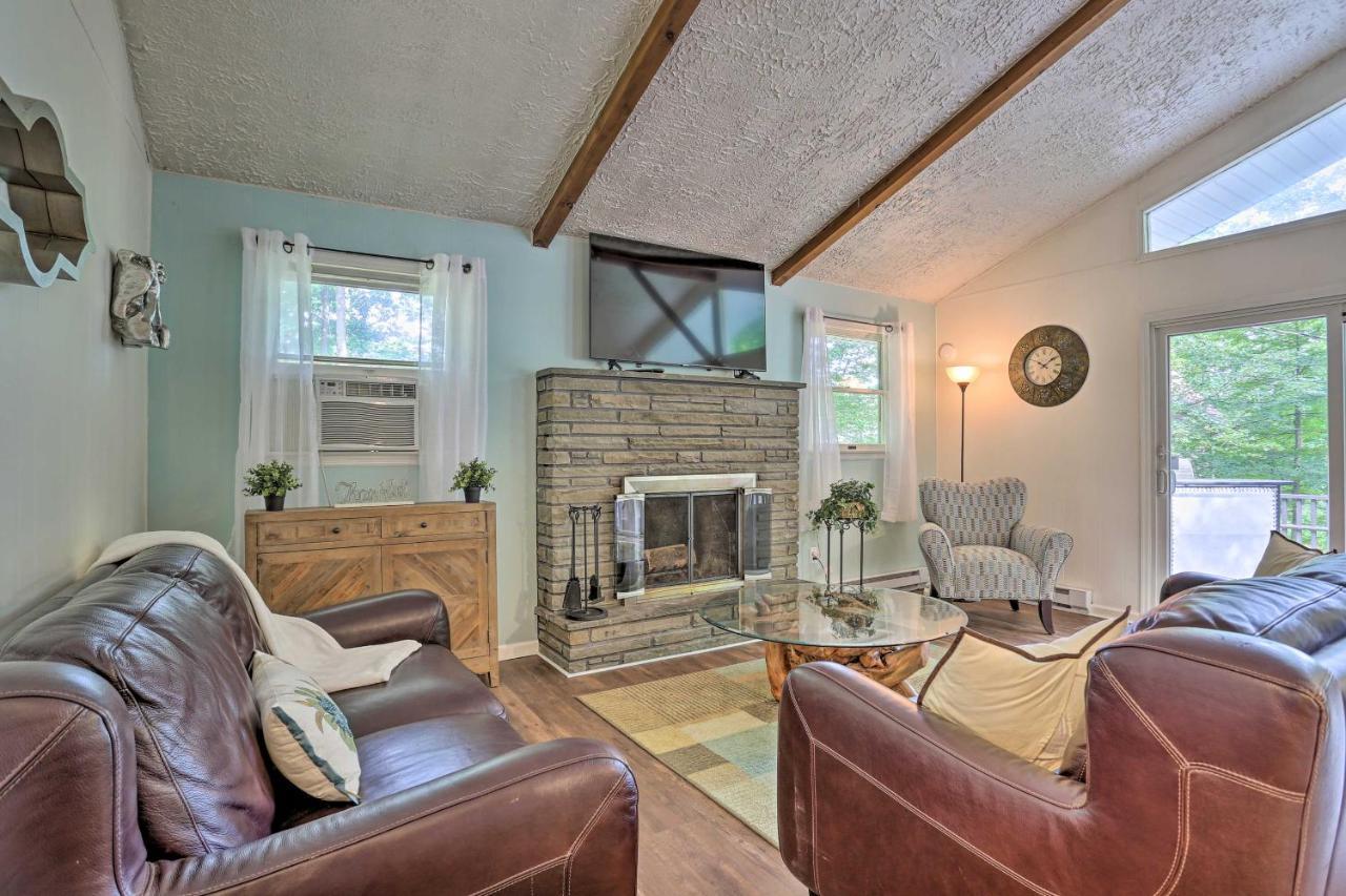 Serene Long Pond Home With Game Room And Beach Access! Luaran gambar