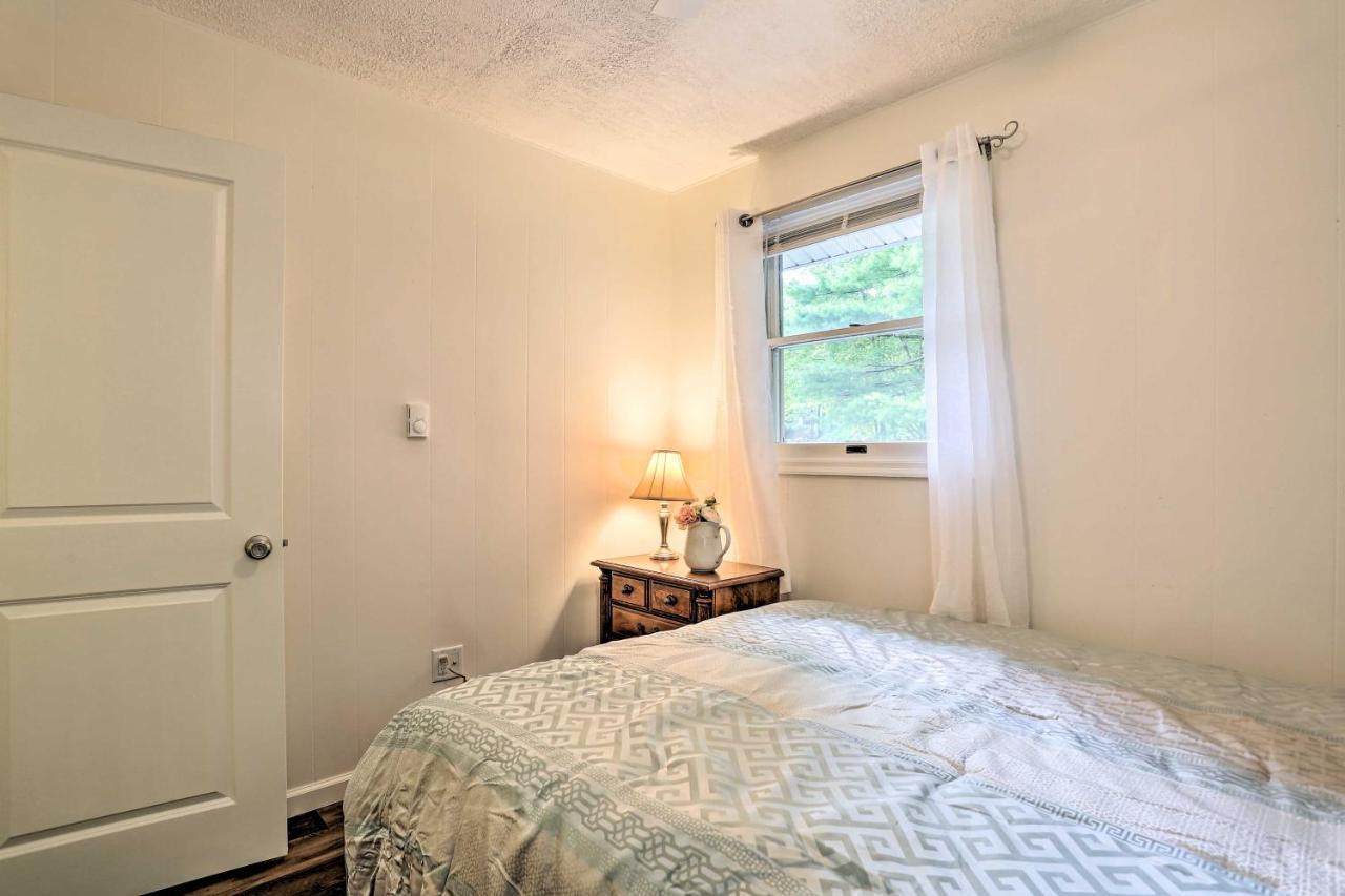 Serene Long Pond Home With Game Room And Beach Access! Luaran gambar