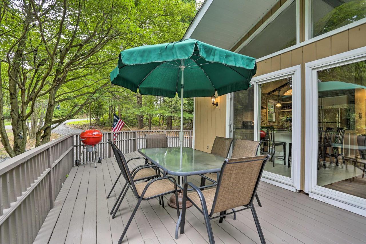 Serene Long Pond Home With Game Room And Beach Access! Luaran gambar