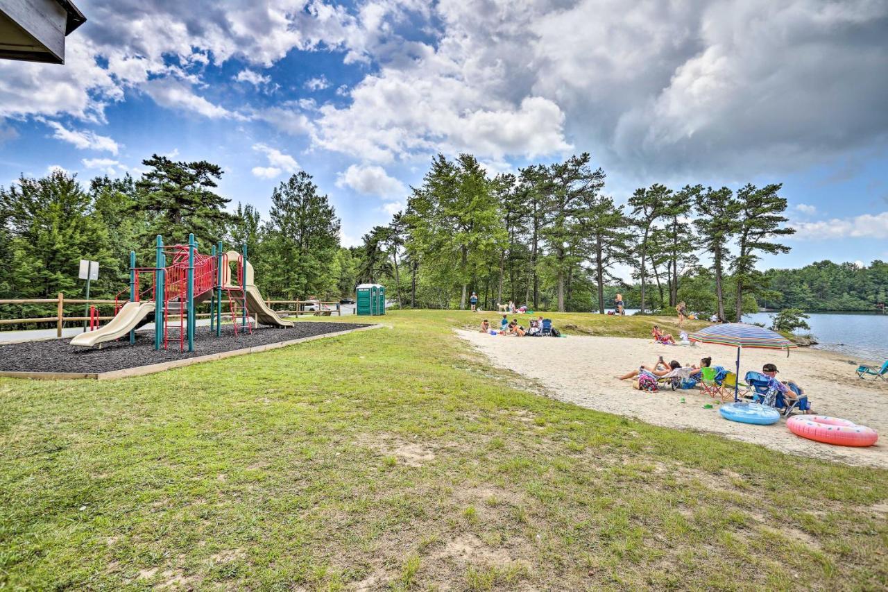 Serene Long Pond Home With Game Room And Beach Access! Luaran gambar